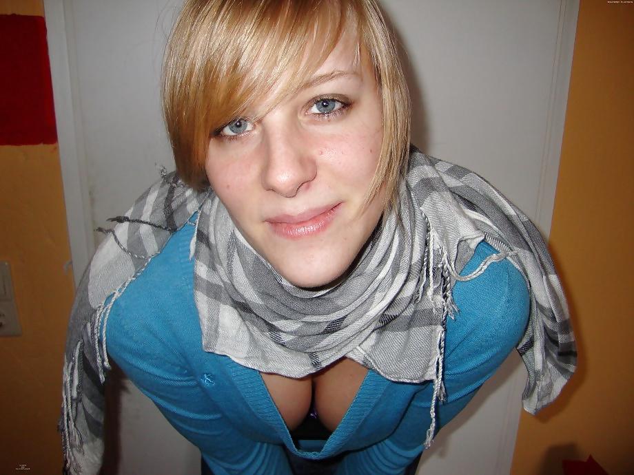 13P Hot Blond Amateur Teen 