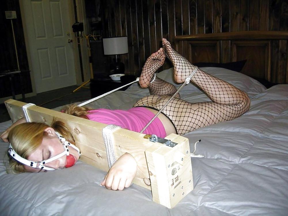 25P Amateur Bondage 2