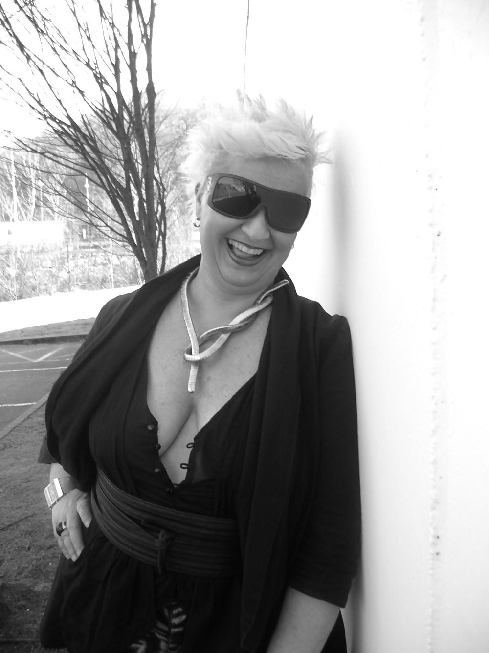 14P Alluring Granny! (GILF. Cleavage, Non-Nude)