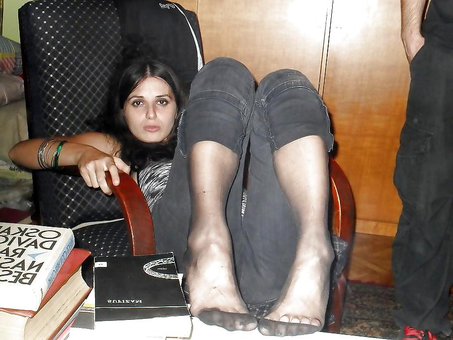 25P Amateur Girls Nylon Feet 16