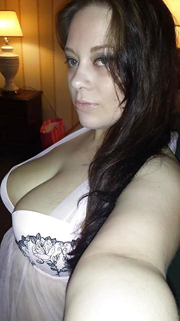25P Amateur White Slut Wives 2