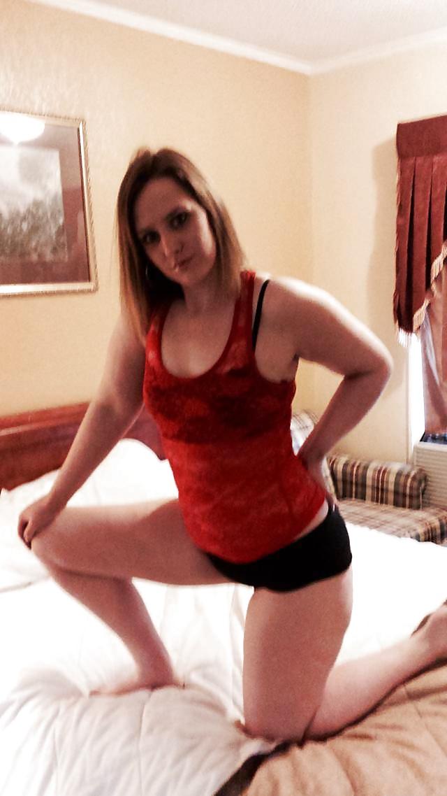 25P Amateur White Slut Wives 2