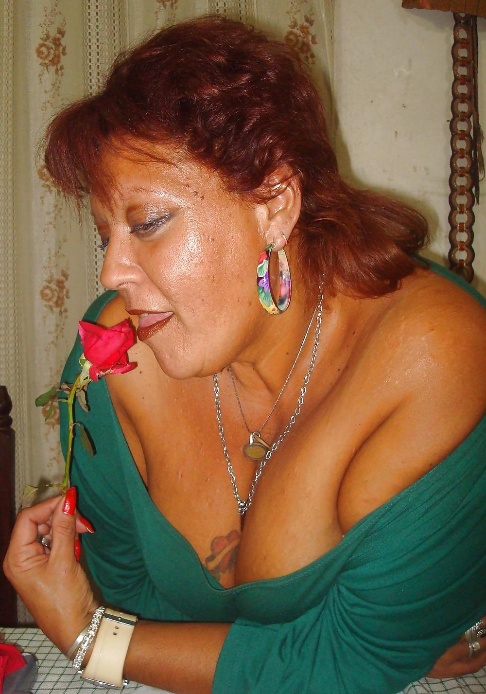 8P Alluring Granny! (GILF. Cleavage, Non-Nude)