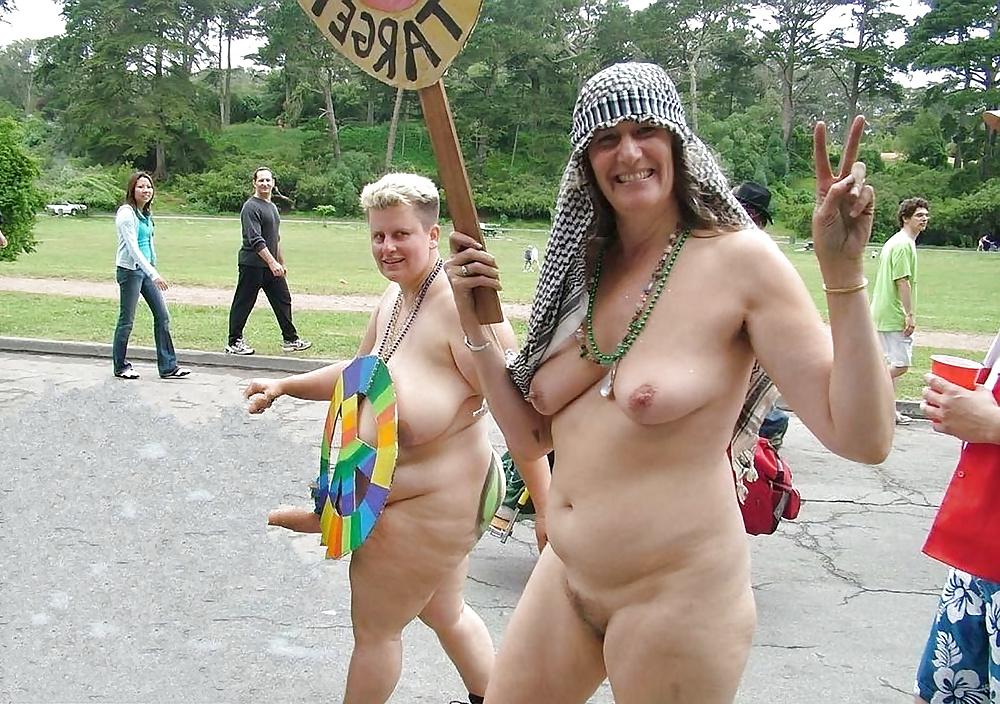 24P Amateur chubby naturist outdoors