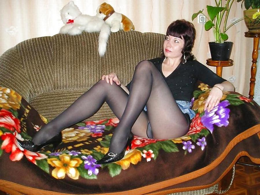 25P Only the best amateur mature ladies wearing PH 4.