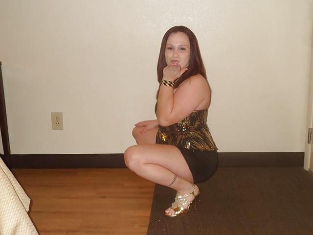 25P Amateur Slut Wives...Snowbunny 4
