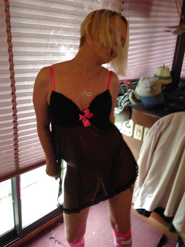 25P Amateur Slut Wives...Snowbunny 4