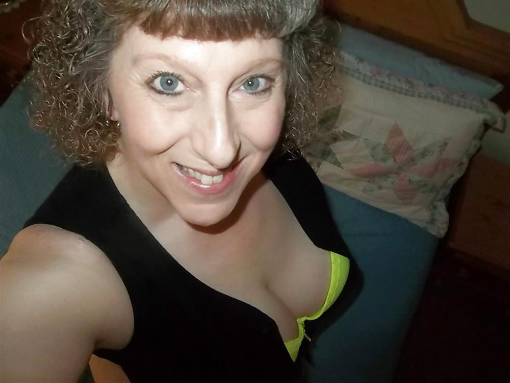 23P Alluring Granny! (51 y.o. Denise)