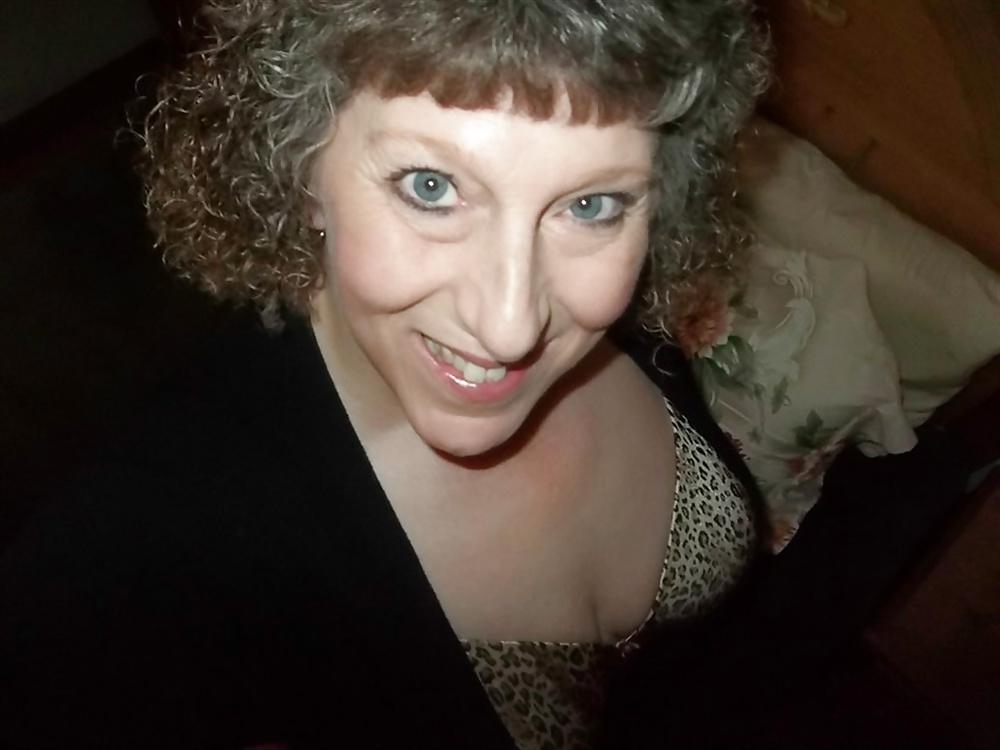 23P Alluring Granny! (51 y.o. Denise)