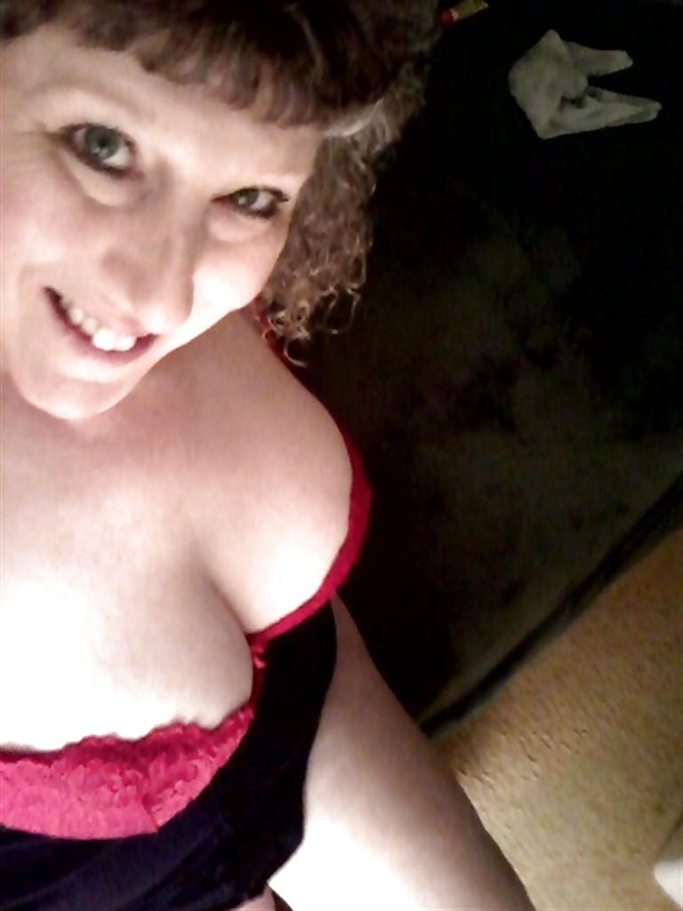 23P Alluring Granny! (51 y.o. Denise)