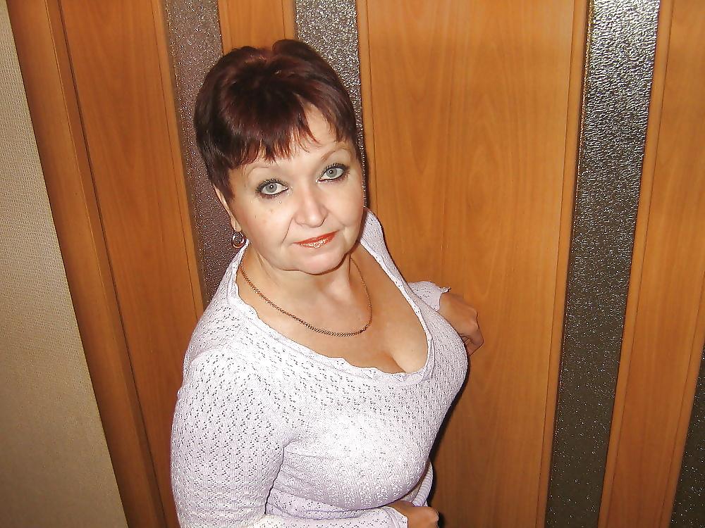 25P Russian mature busty grannies! Amateur mixed!