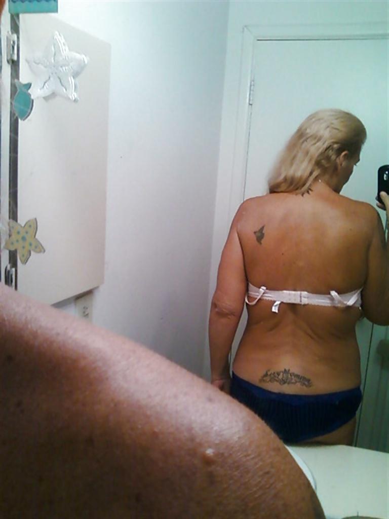 11P Alluring Granny! (60 y.o. Kaycee)
