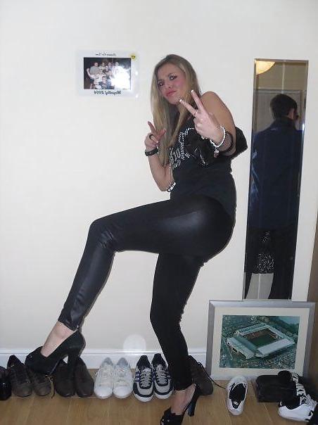 25P Amateur Latex Ass Erotica By twistedworlds