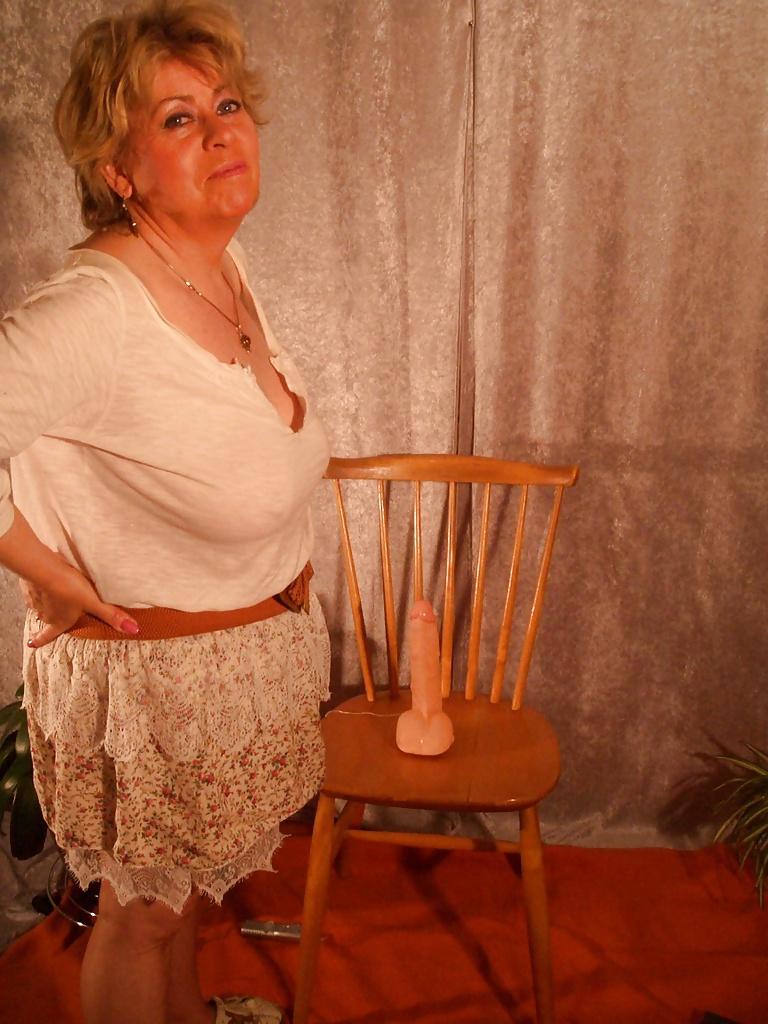 22P Alluring Granny!