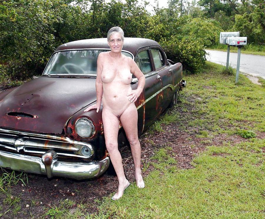 25P Granny & Mature Amateur Mix 2