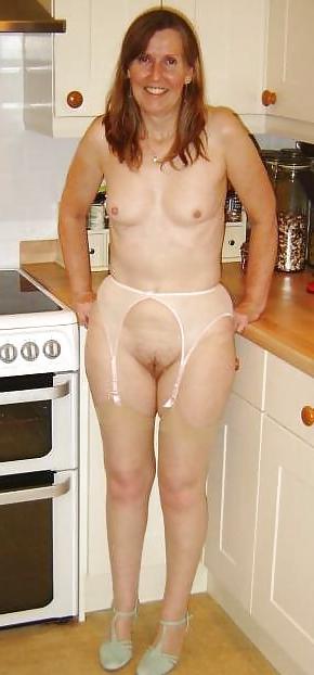 25P Private Amateur MILFs