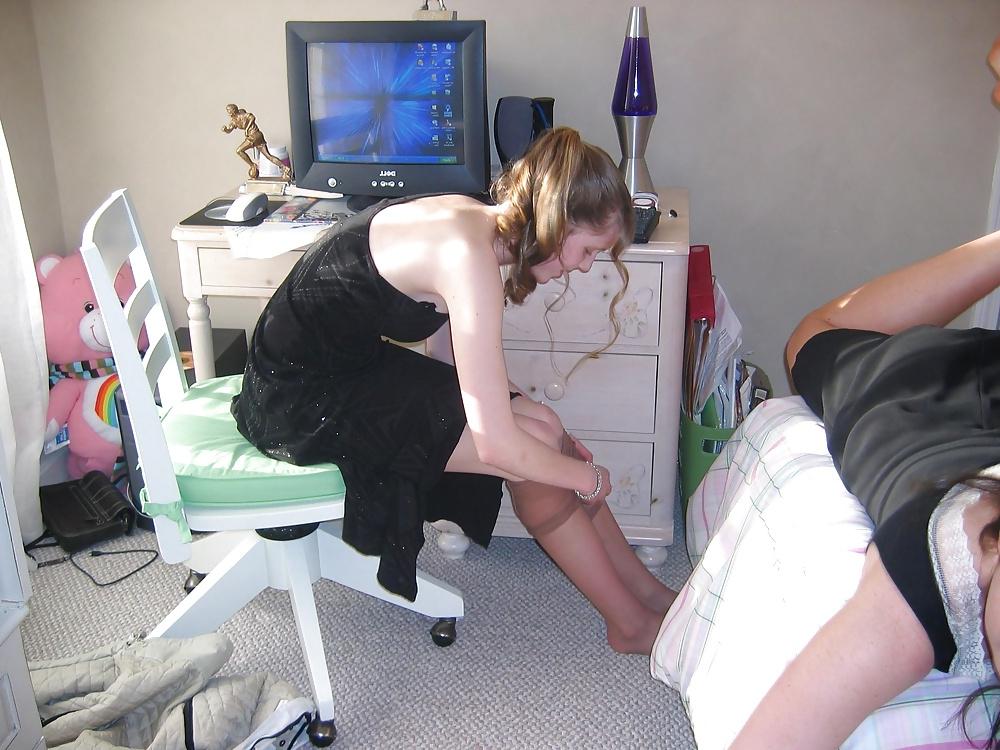 25P Amateur babes wearing pantyhose.4
