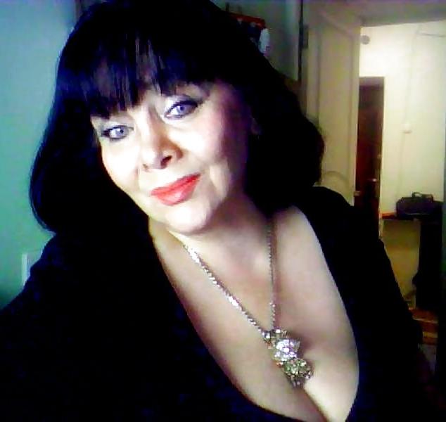 25P Alluring Granny! (Non-Nude)