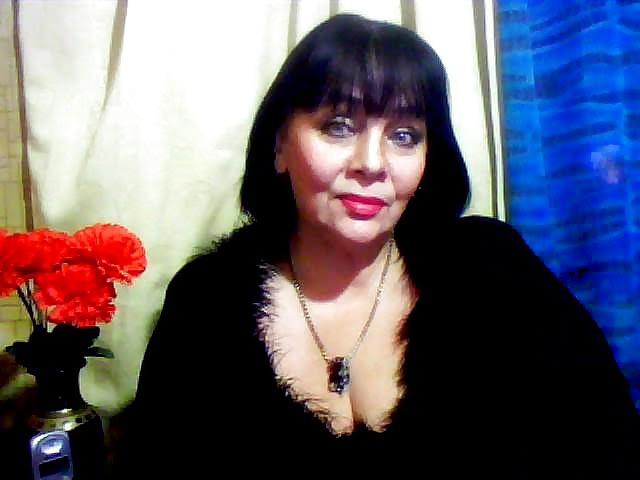 25P Alluring Granny! (Non-Nude)