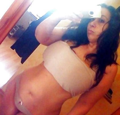 25P BUSTY CHUBBY AMATEUR - Naturgeiles Fickfleisch IV
