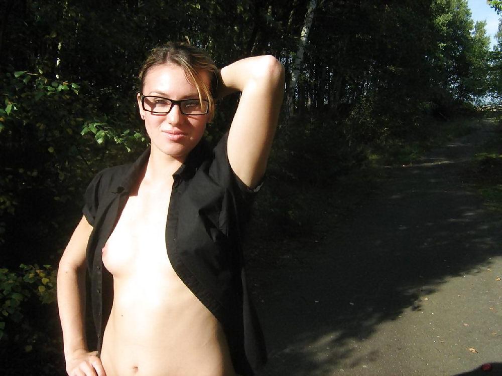 25P German Amateur Teen Pics X