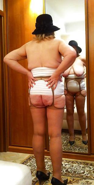 25P Russian sexy mature grannies! Amateur mixed!