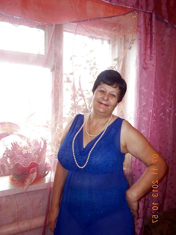 25P Russian sexy mature grannies! Amateur!