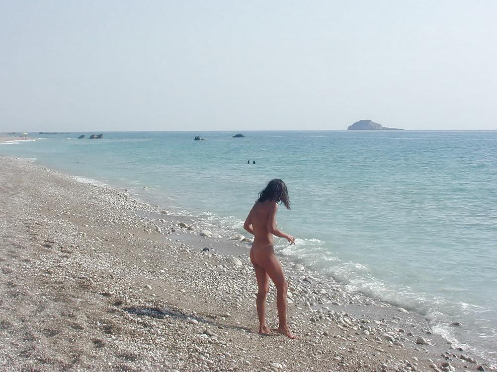 25P Naked Italian Amateur