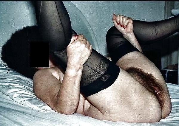 17P HAIRY MATURE AMATEUR 03