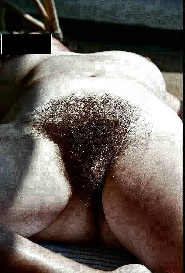 17P HAIRY MATURE AMATEUR 03