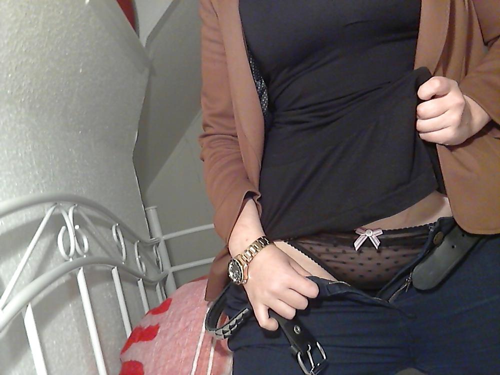 25P Awesome chubby amateur girl