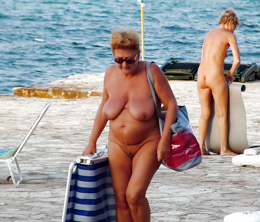 25P Amateur milf 99
