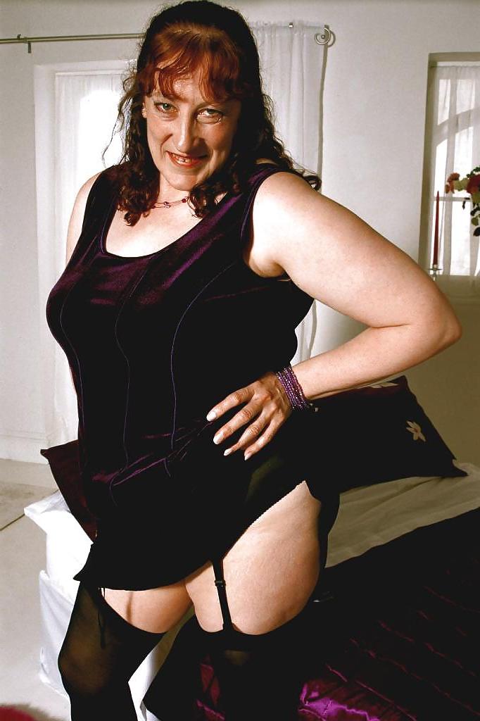 25P Stunning alluring mesmirizing breathtaking mature goddess