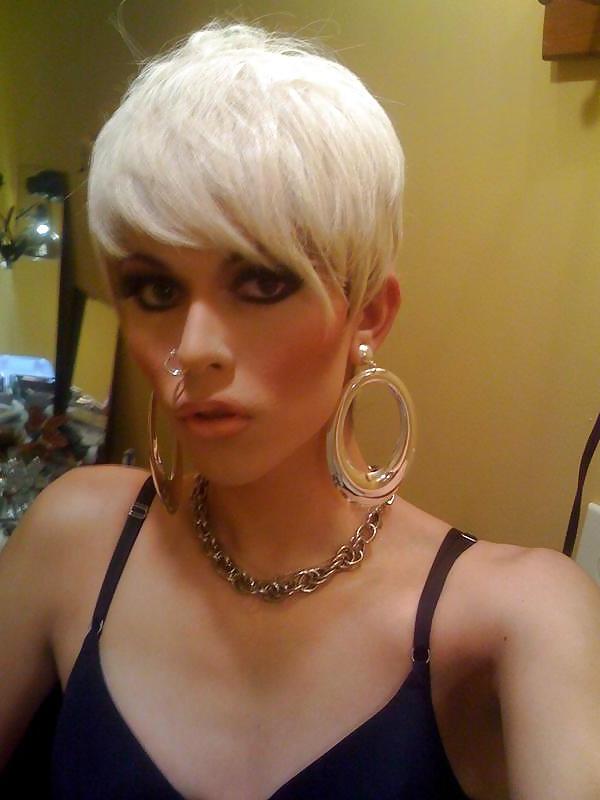 19P Amateur shemale femboi...