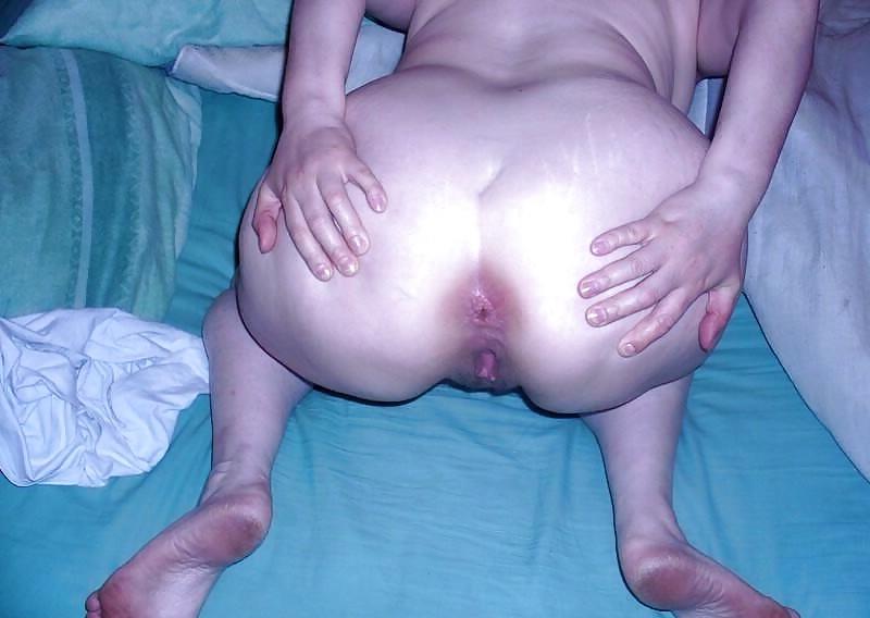 25P Amateur BBW ass show