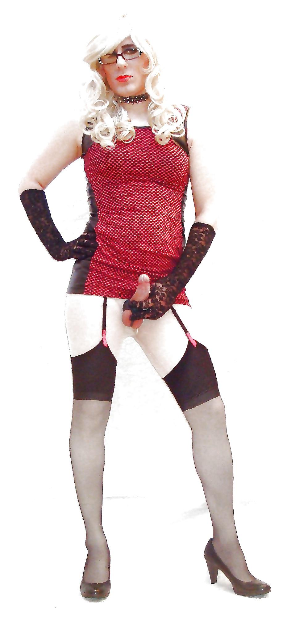 25P Amateur convicing crossdressers showing off lovely cocks