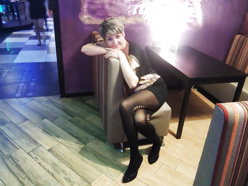 19P Russians mature in pantyhose! Amateur!