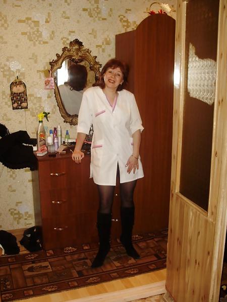 19P Russians mature in pantyhose! Amateur!