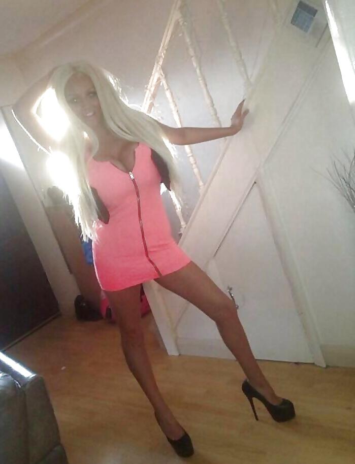 25P Amateur Chav Sluts Teens Bimbos Blondes Brunettes Milfs