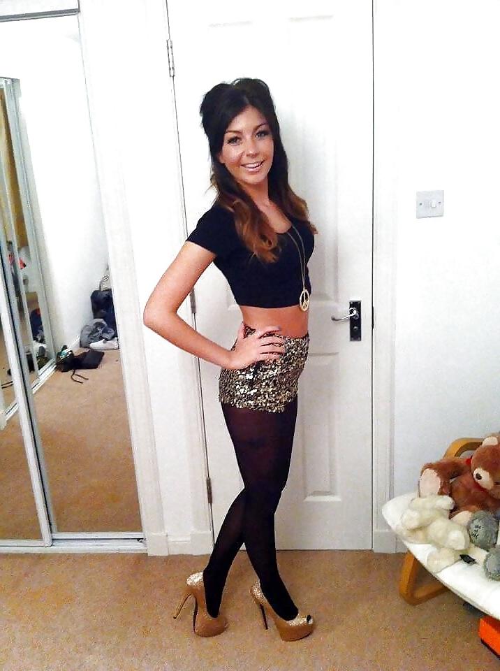25P Amateur Chav Sluts Teens Bimbos Blondes Brunettes Milfs