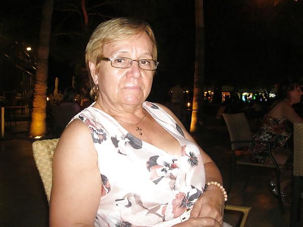 23P Russians Sexy Mature! Amateur Mixed! 