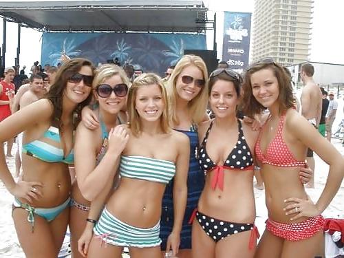 25P Amateur Teens on the Beach 3