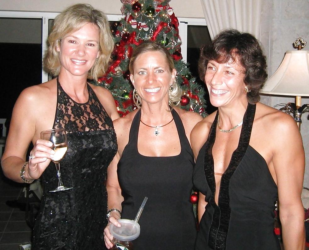 19P Mature Amateur Ladies 3