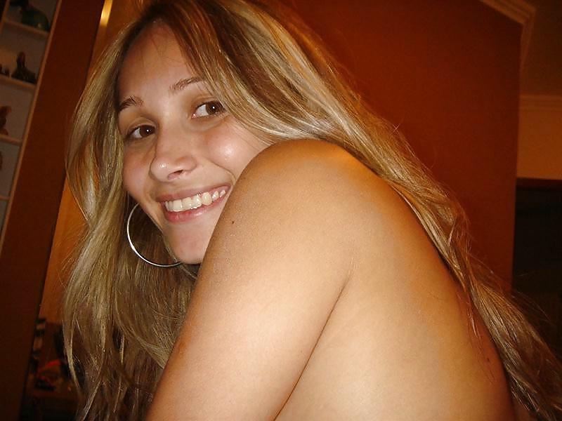 23P 035 AMATEUR TEENS Nude Pictures and Self Shot