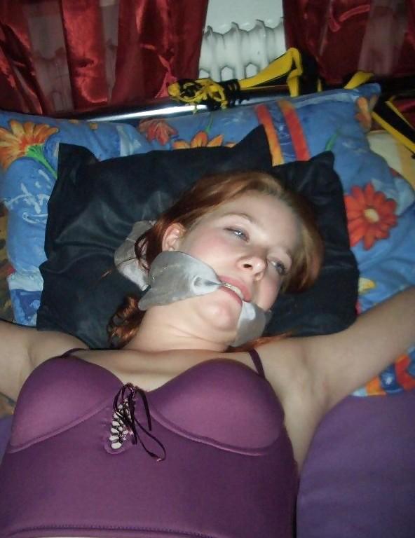 25P Amateur BDSM 4