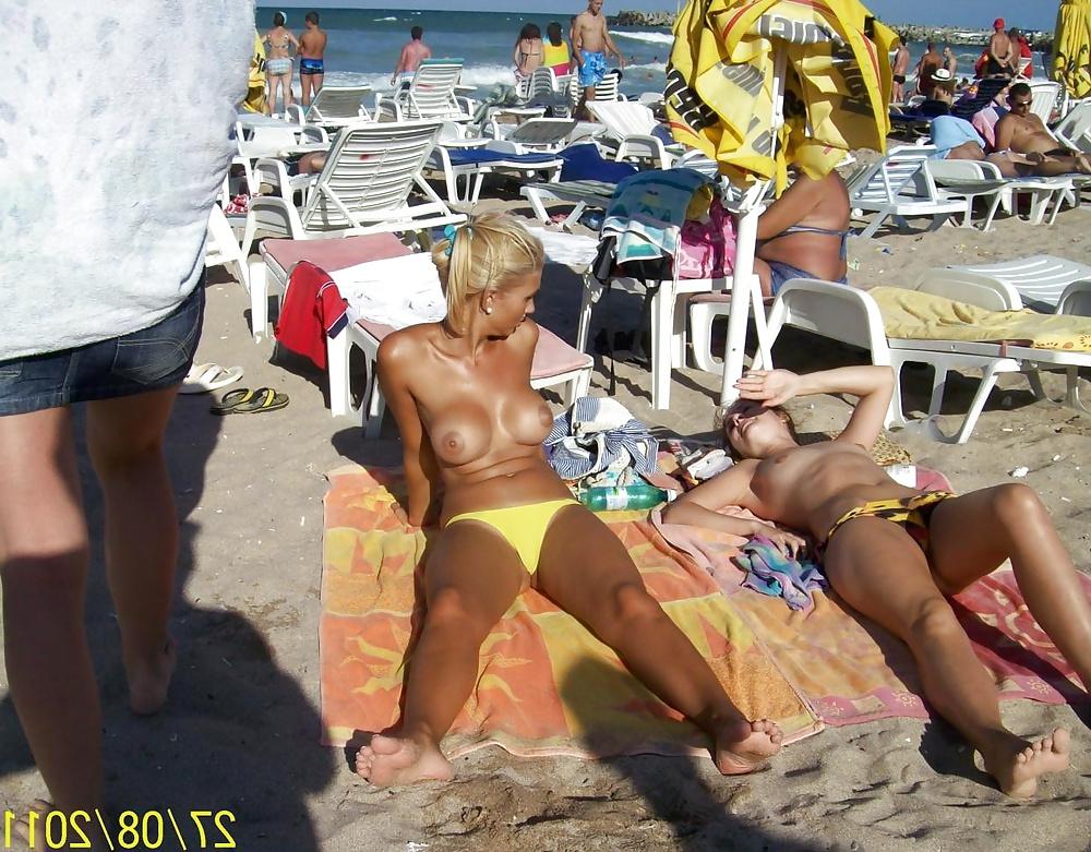 23P Amateur beach 5