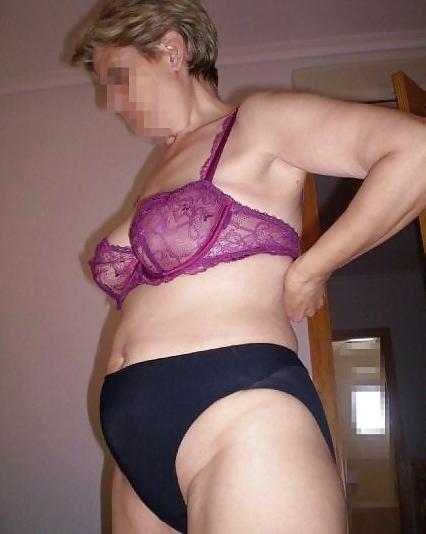 25P Mature amateur