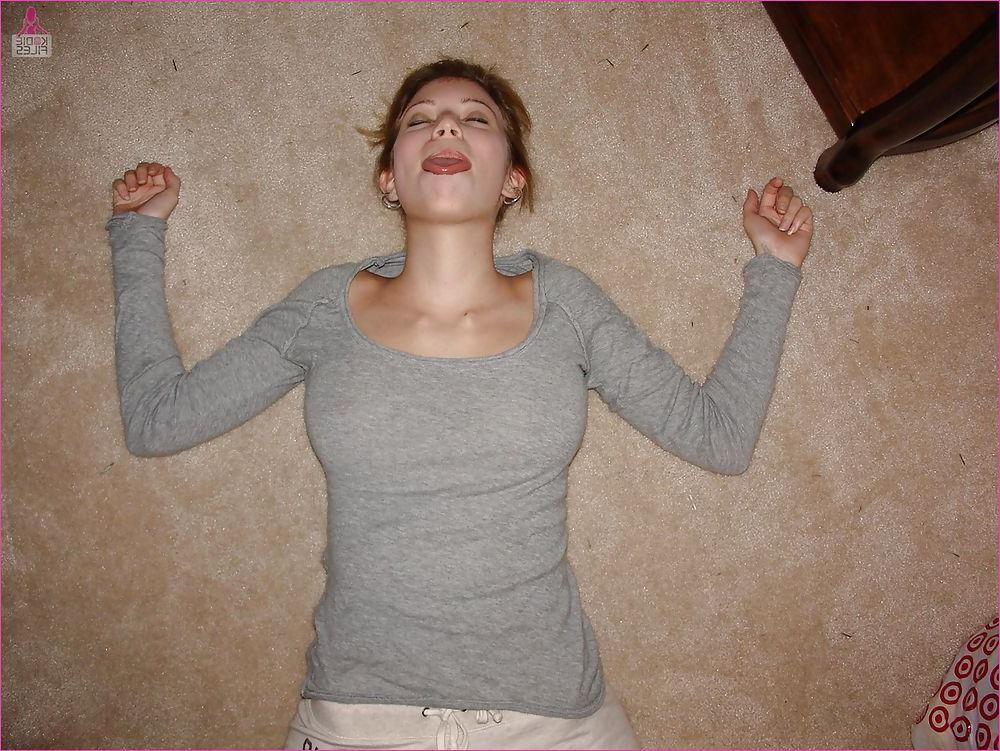 25P Amateur Young Blond Teen