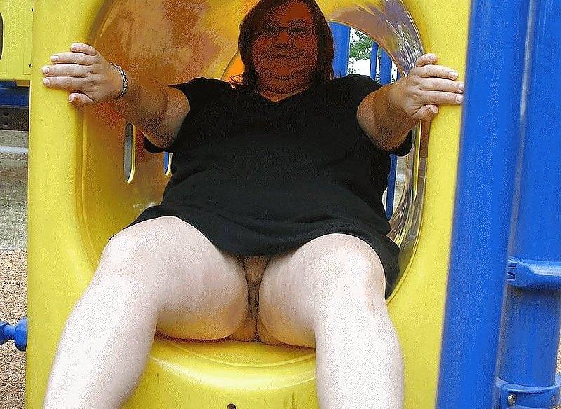 25P Amateur milf