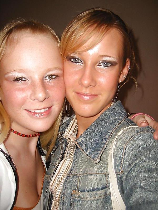 25P Sexy Cute Skinny Amateur Teen